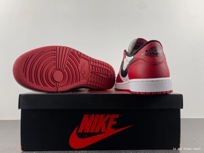 Low Jordan Chicago Retro 705329-600 Air 1 0818
